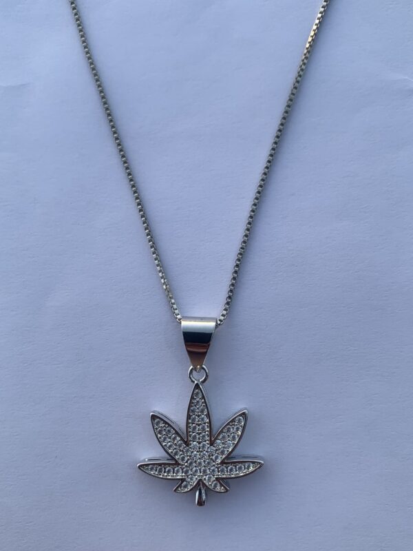 Maple Leaf Pendant - Image 2