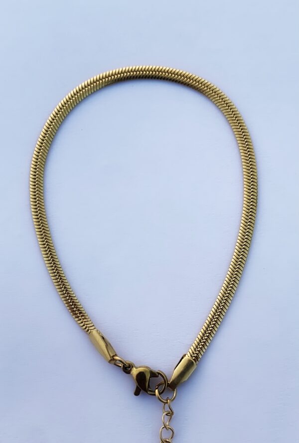 Golden serpent chain bracelet